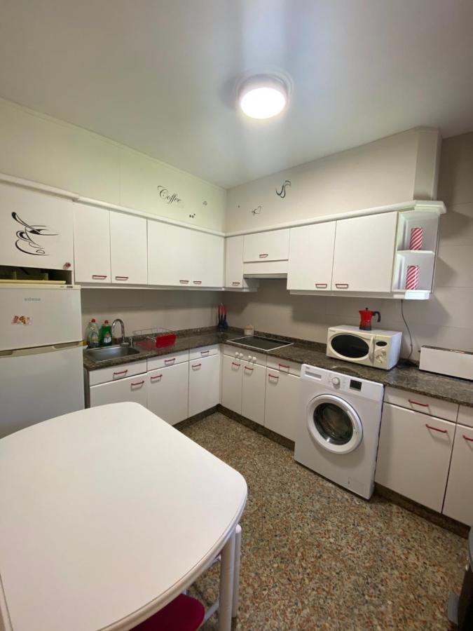 Cerca De Todo Apartment Santiago de Compostela Bagian luar foto